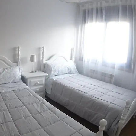 Coqueto. Cerca Centro Y Estac. Bus. Zona Calvario. Apartamento